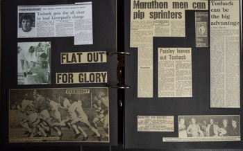 Paisley leaves out Toshack!