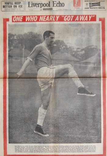 Gerry Byrne on the cover of the Liverpool Echo on 23 November 1961