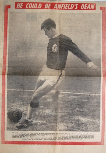 Arrowsmith on the cover of the Liverpool Echo in January 1964