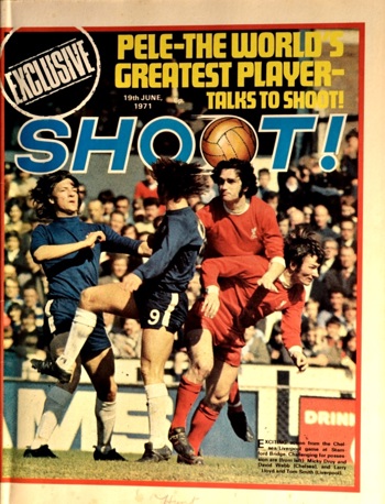 Tommy Smith and Larry Lloyd on the cover of Shoot! on 19 June 1971