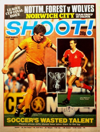 Emlyn Hughes on the cover of Shoot! as a Wolves player