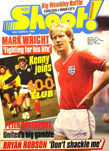 England's Mark Wright on the cover of Shoot! 29 March 1986