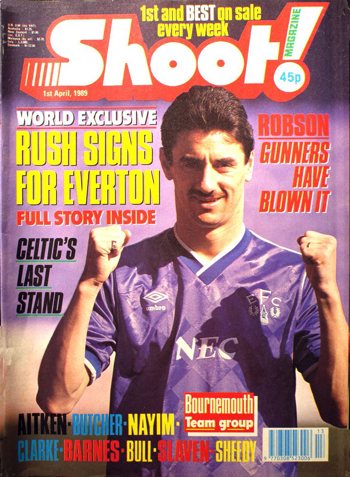 Ian Rush on the cover of Shoot!