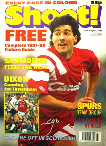 Dean Saunders on the cover of Shoot!
