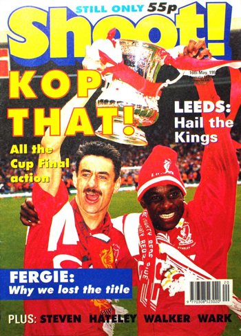 Ian Rush and Michael Thomas on the cover of Shoot!